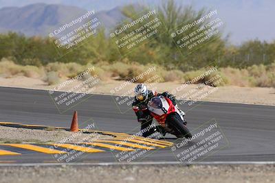 media/Oct-08-2022-SoCal Trackdays (Sat) [[1fc3beec89]]/Turn 10 (945am)/